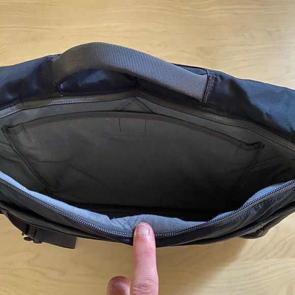 Timbuk2 Messenger Bag - Picture 8 of 10